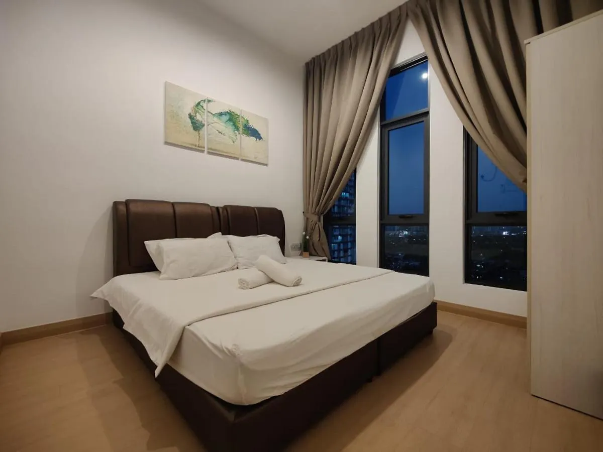 Apartment The Grand Ss15 Sunway 4Pax 2Brs City View - Free Wifi, Infinity Pool & Gym Subang Jaya
